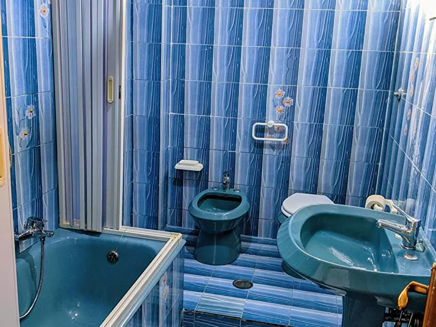 Immagine 30 di Appartamento in vendita  in Piazza De Gregorio 15 a San Giorgio Del Sannio