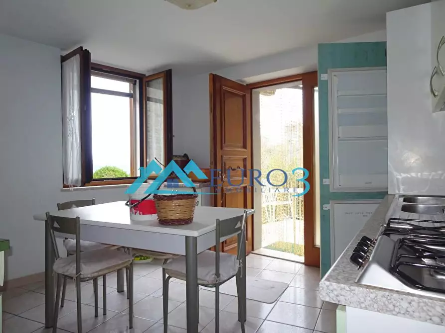 Immagine 15 di Casa di paese in vendita  in trivigliano 1 a Ascoli Piceno