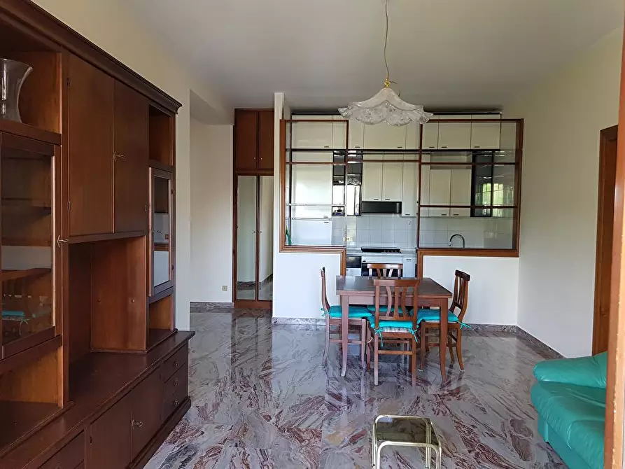 Immagine 1 di Appartamento in affitto  in Via lussemburgo  40 a L'aquila