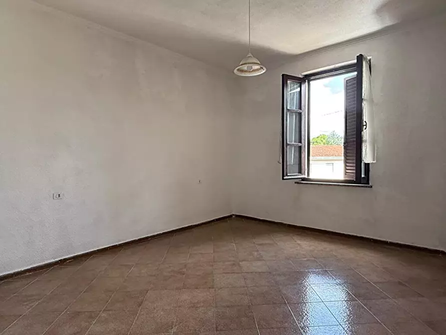 Immagine 7 di Appartamento in vendita  a Licciana Nardi