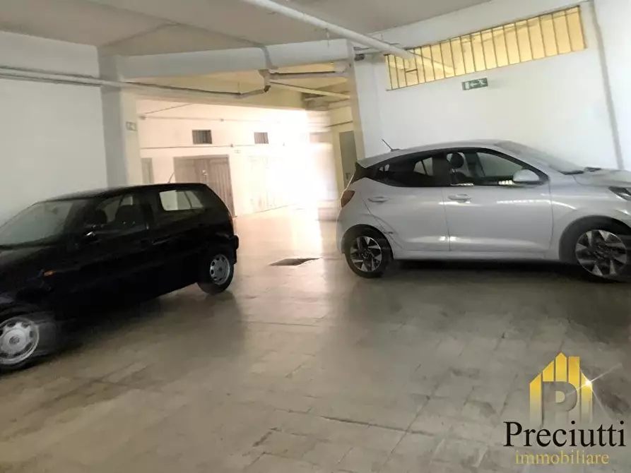 Immagine 27 di Appartamento in vendita  in VIA RAFFAELE FABRETTI 19 a Roma