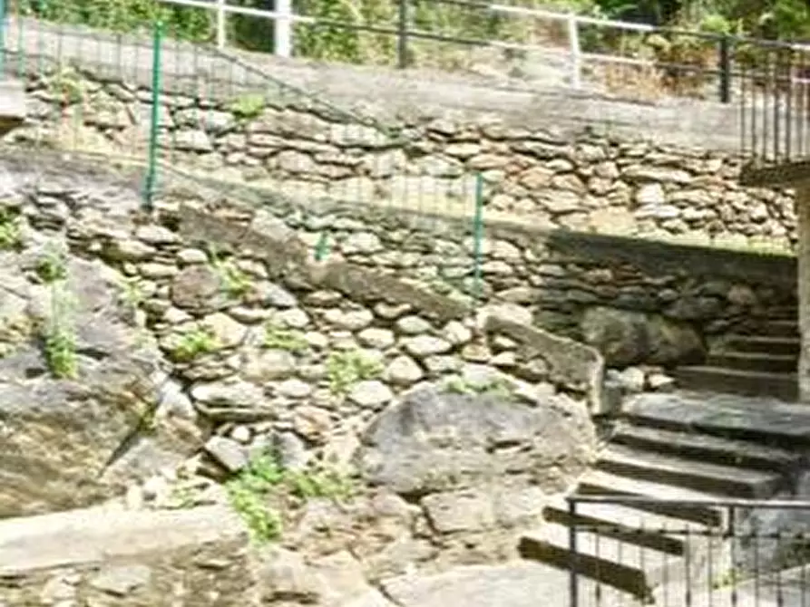 Immagine 9 di Appartamento in affitto  in Via Caparoni  2 a Montagna In Valtellina