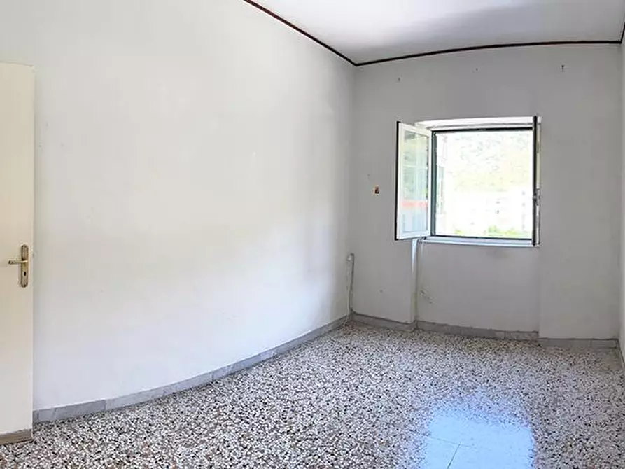 Immagine 27 di Appartamento in vendita  in Via Lucio Calpurnio  4 a Pozzuoli