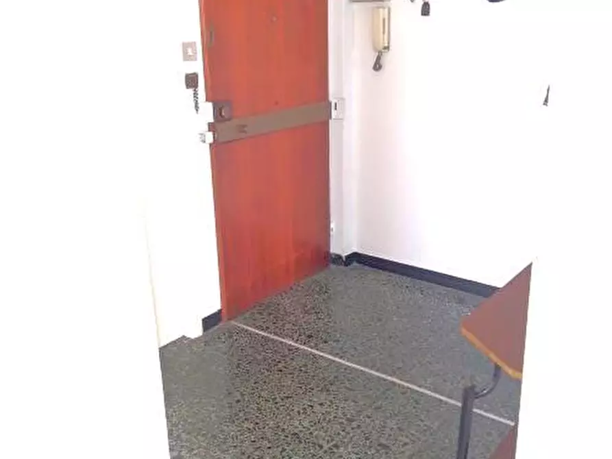 Immagine 7 di Bilocale in vendita  in VIA GHIZOLFO 13 a Rapallo