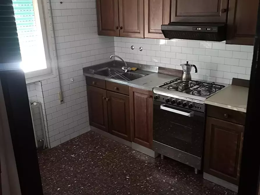 Immagine 2 di Casa indipendente in affitto  in Via Ca' Zuliani 7 a Venezia