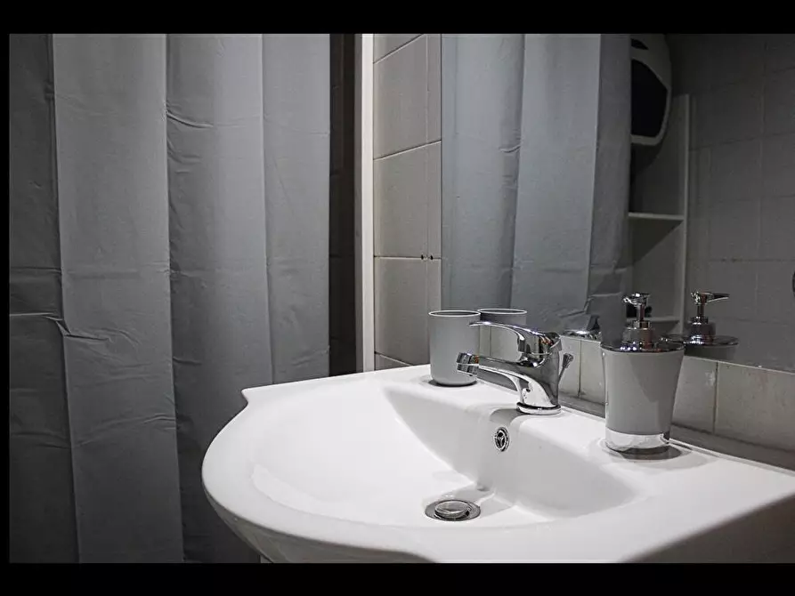 Immagine 6 di Appartamento in affitto  in Via san felice 22 a Bologna