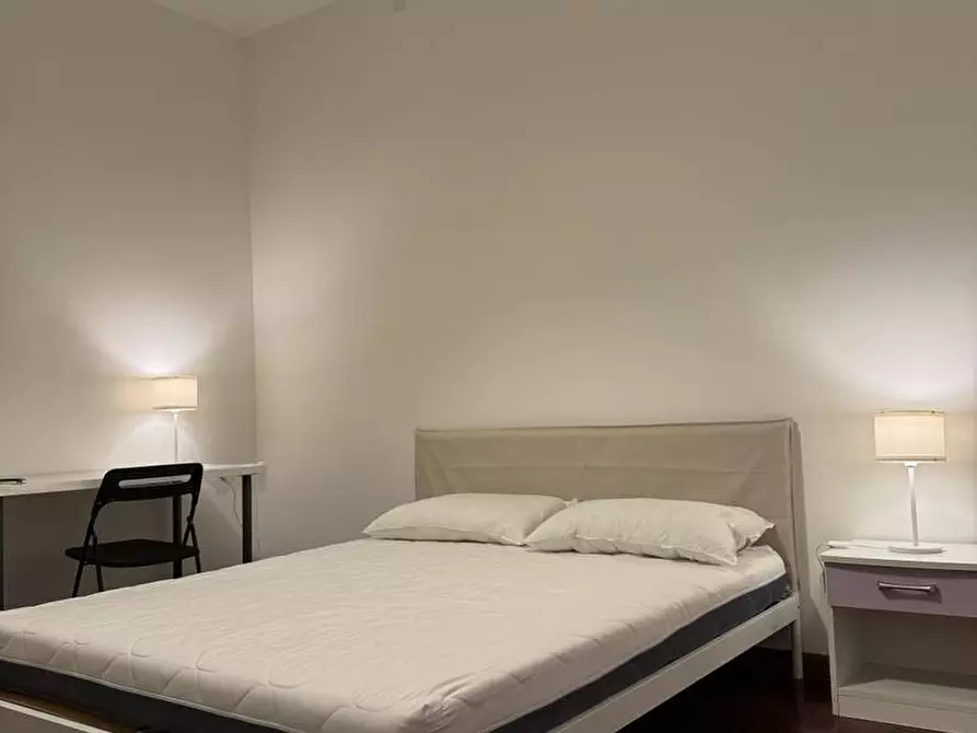 Immagine 3 di Camera in affitto  a Reggio Nell'emilia