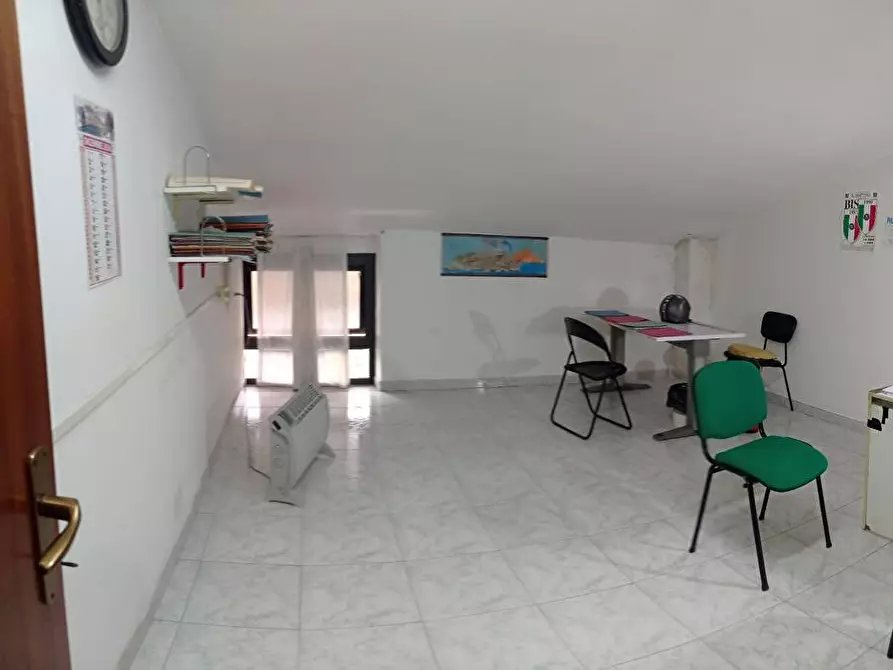 Immagine 7 di Ufficio in vendita  in via Comunale Vecchia Pianura 16 a Napoli