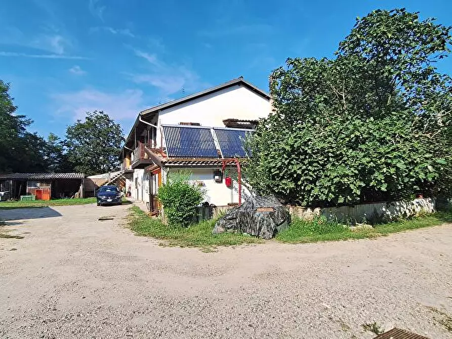 Immagine 9 di Albergo/B&B/Residence in vendita  in frazione sessant 312 a Asti