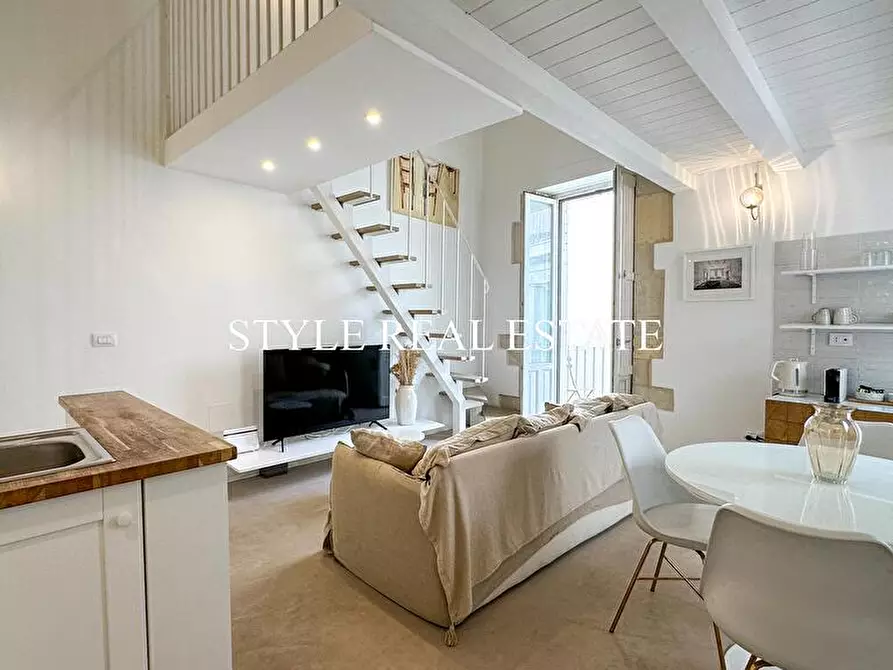 Immagine 9 di Appartamento in vendita  in Via delle Grazie 14 a Siracusa