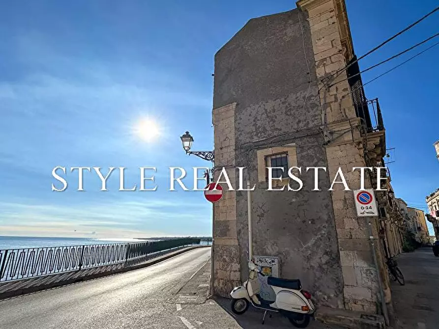 Immagine 3 di Appartamento in vendita  in Via Nizza 21 a Siracusa