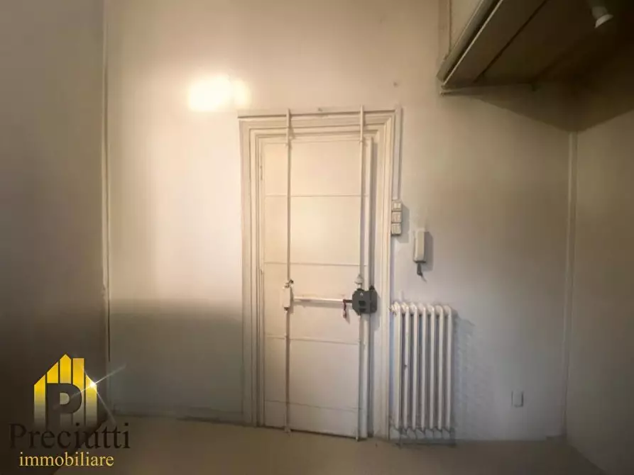 Immagine 2 di Magazzino in vendita  in VIA PIELUIGI DA PALESTRINA 78 a Roma