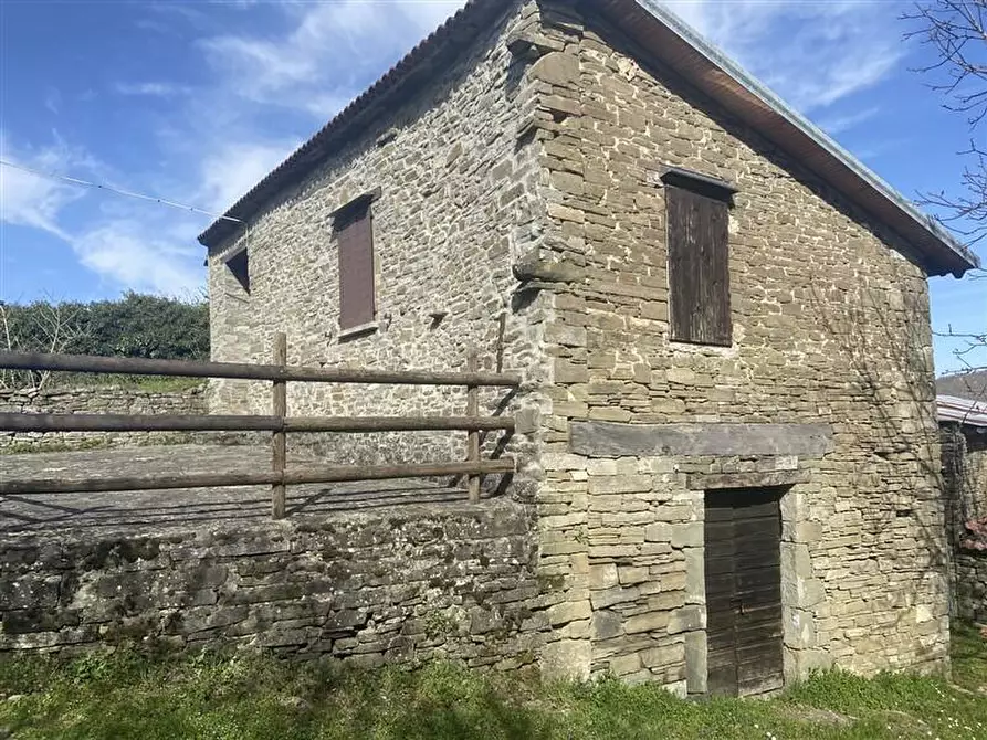 Immagine 5 di Rustico / casale in vendita  in gravaco a Bardi