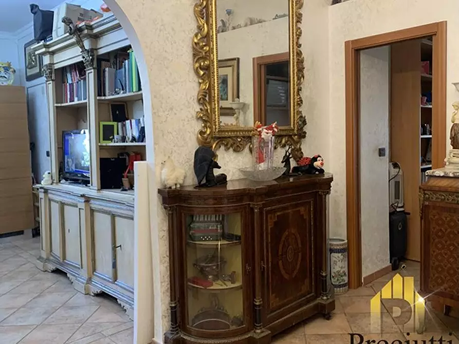 Immagine 6 di Appartamento in vendita  in VIA CAMILLO SERAFINI 15 a Roma