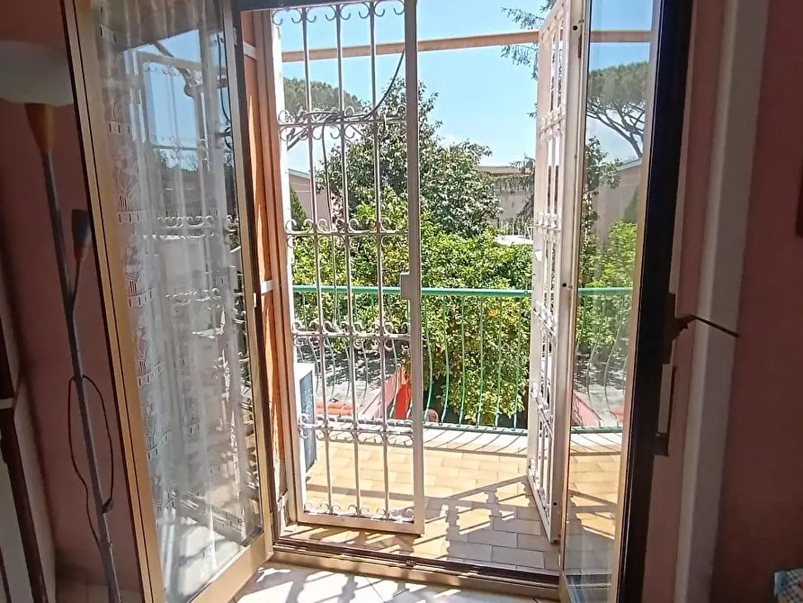 Immagine 21 di Casa semindipendente in vendita  in VIA APPIA NUOVA 1248 a Roma