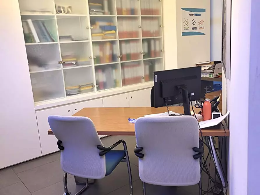 Immagine 10 di Ufficio in affitto  in CORSO SEMPIONE  43 a Milano