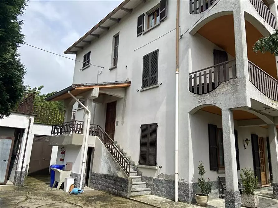 Immagine 3 di Appartamento in vendita  in Via Dante Alighieri 3 a Pellegrino Parmense