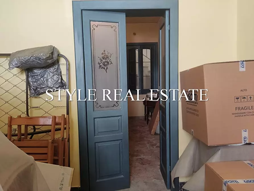 Immagine 10 di Appartamento in vendita  in via cavour a Canicattini Bagni