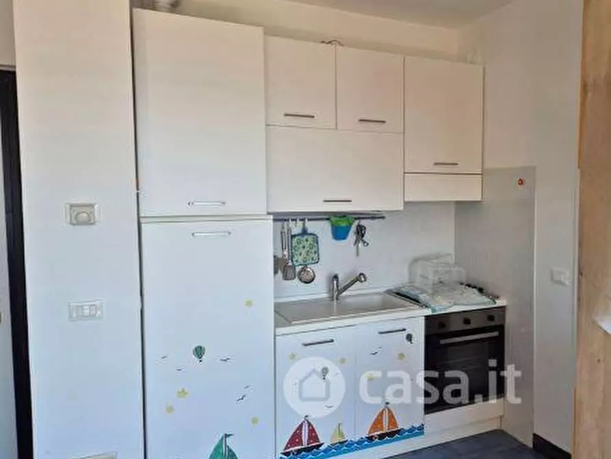 Immagine 5 di Bilocale in vendita  in VIA MARIO PUPPO 19 a Lavagna