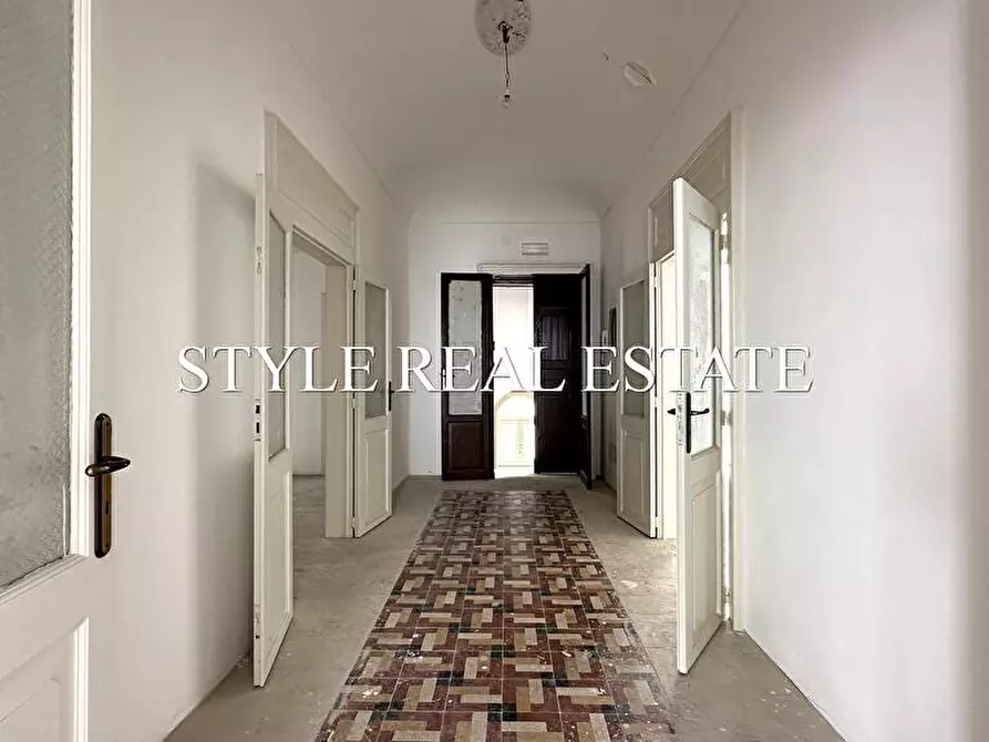 Immagine 5 di Casa indipendente in vendita  in VIA AMALFITANIA a Siracusa