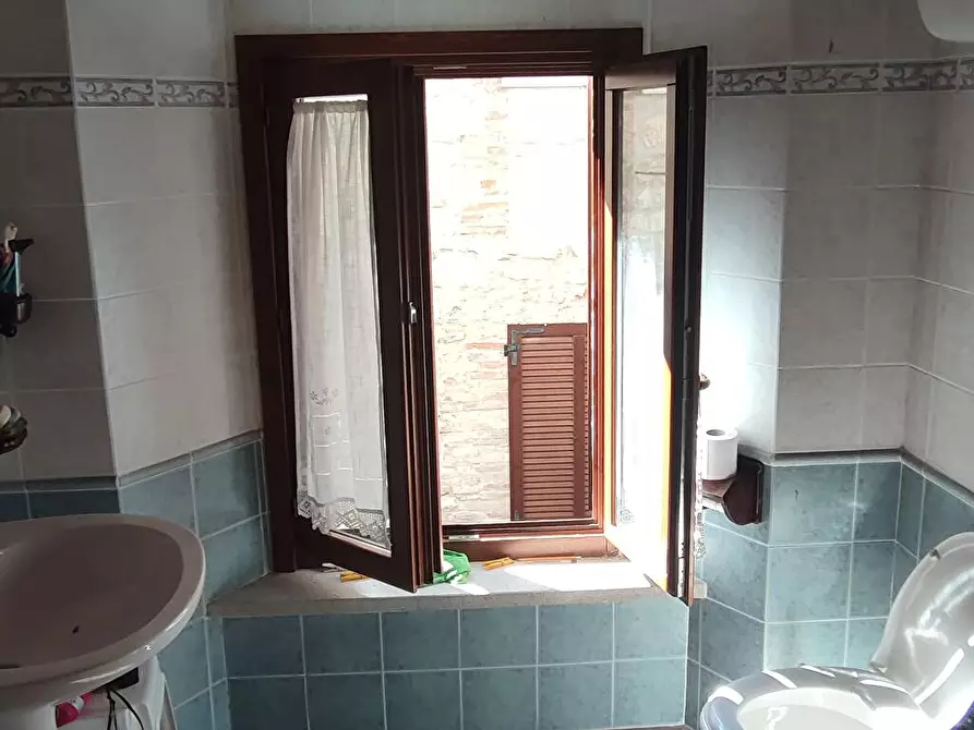 Immagine 11 di Abitazione tipica in vendita  in Frazione campodonico  15 a Fabriano