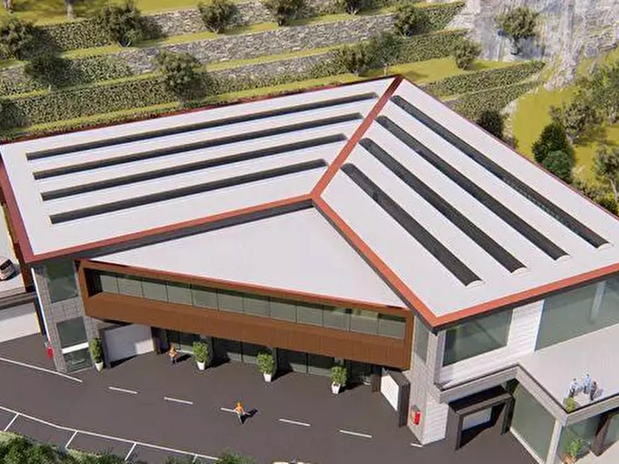 Immagine 1 di Locale commerciale in vendita  in VIA TRE SCALINI 6 a Rapallo