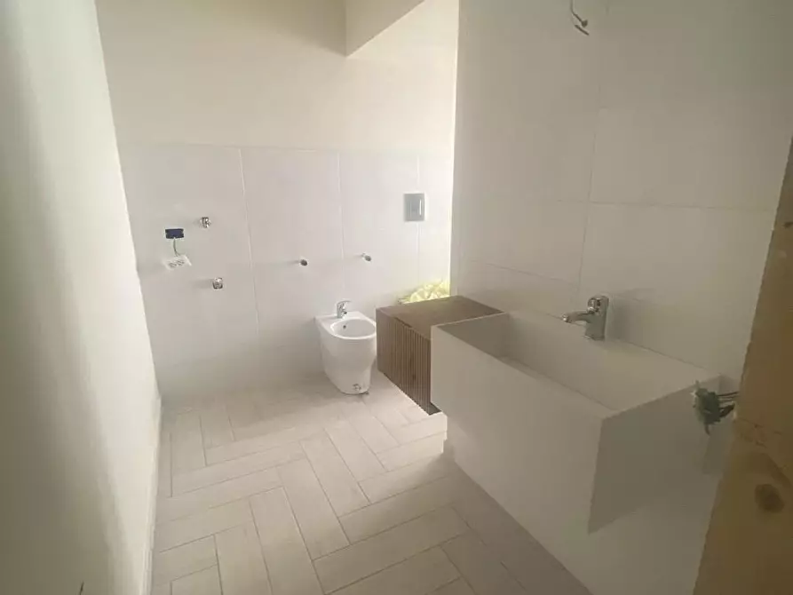 Immagine 8 di Appartamento in vendita  in Piazza Marconi 1 a Sarno