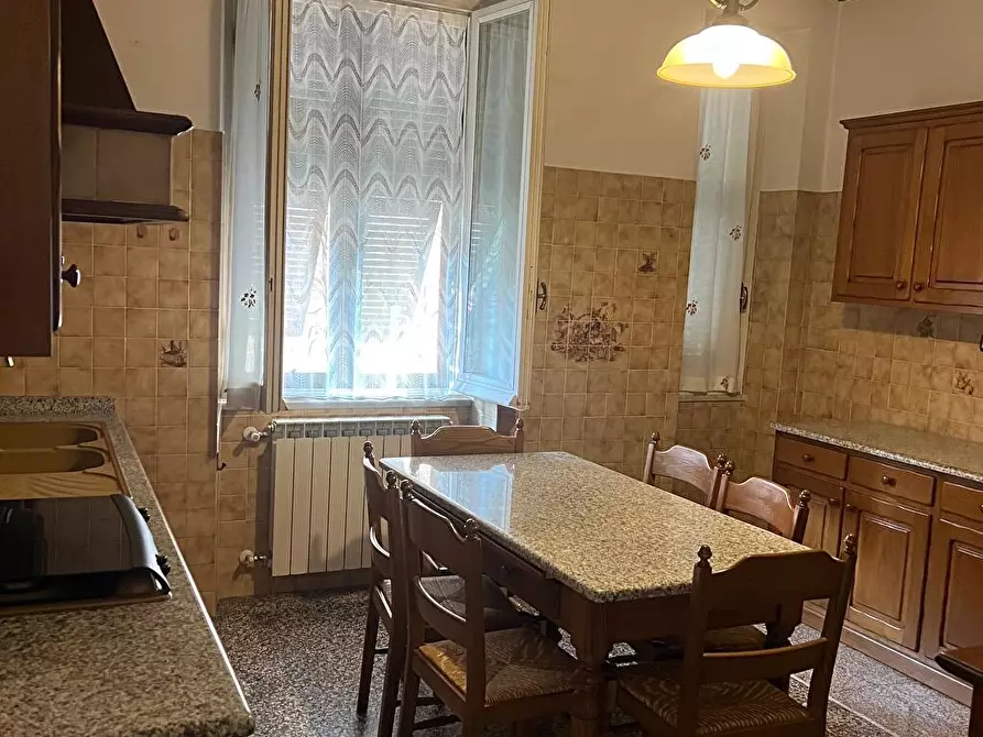 Immagine 3 di Appartamento in vendita  in CORSO BUENOS AIRES 3 a Chiavari