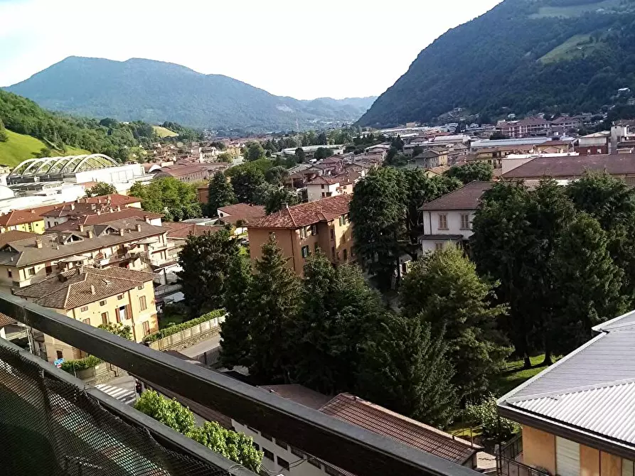 Immagine 9 di Appartamento in affitto  a Gazzaniga