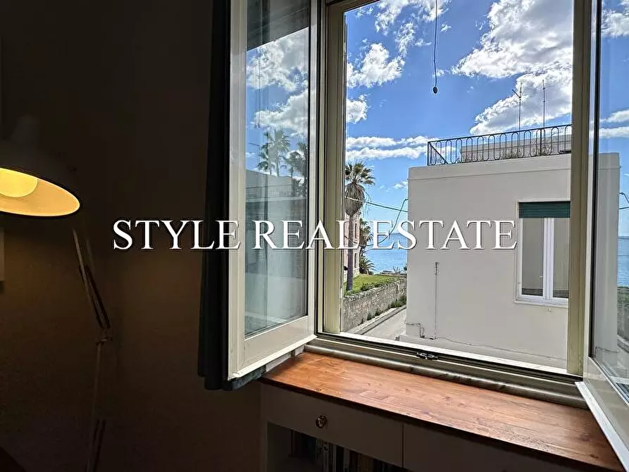 Immagine 14 di Appartamento in vendita  in Via Cimone 10 a Siracusa