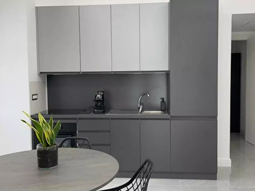 Immagine 8 di Casa vacanze in affitto  in via luigia san felice 5 a Napoli