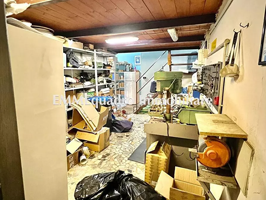 Immagine 6 di Locale commerciale in vendita  in via Giuseppe di Vittorio a Terracina