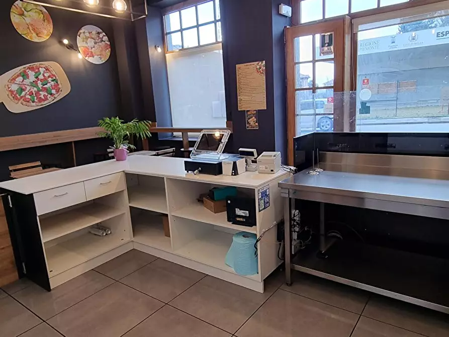 Immagine 8 di Attività commerciale in vendita  in Via Torino 77 a Biella