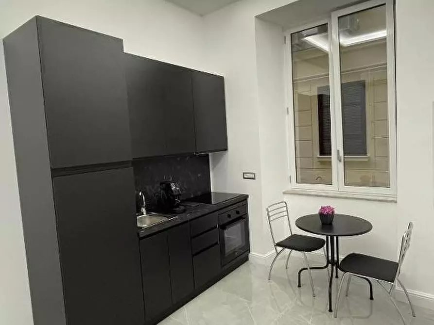 Immagine 6 di Casa vacanze in affitto  in via luigia san felice 5 a Napoli