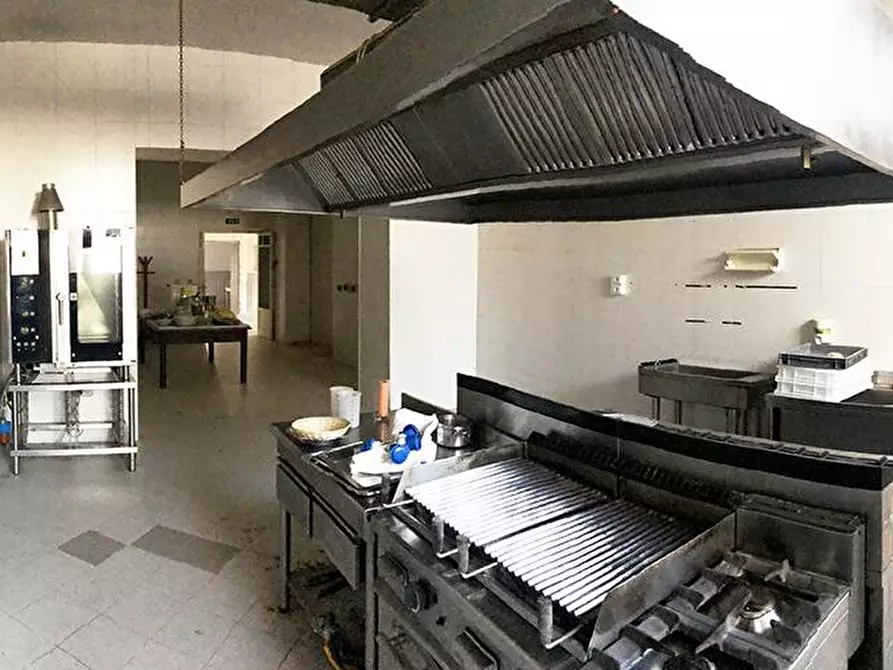 Immagine 25 di Albergo/B&B/Residence in vendita  in Via Villa snc a Liberi