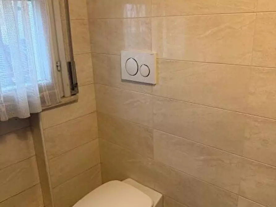 Immagine 9 di Casa indipendente in vendita  a Cadelbosco Di Sopra