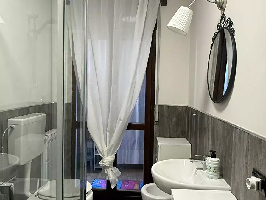 Immagine 10 di Appartamento in vendita  a Borgo Val Di Taro