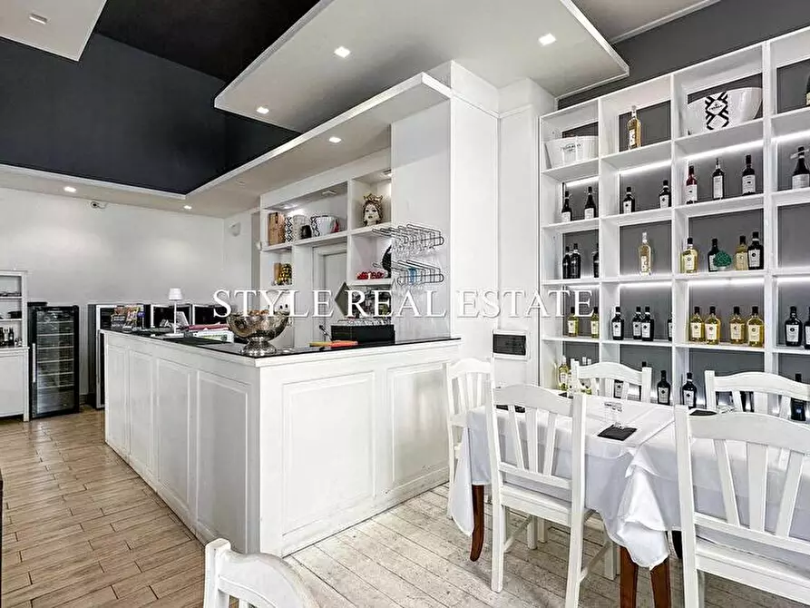 Immagine 13 di Bar / Ristorante in vendita  in Via Malta  25 a Siracusa
