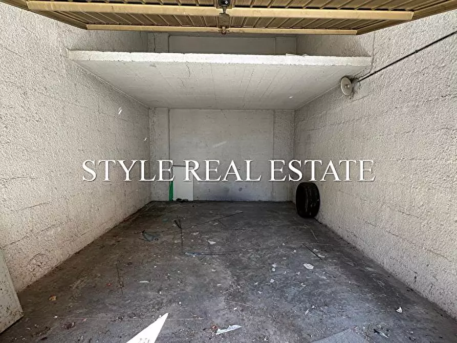 Immagine 17 di Appartamento in vendita  in Viale Teracati a Siracusa