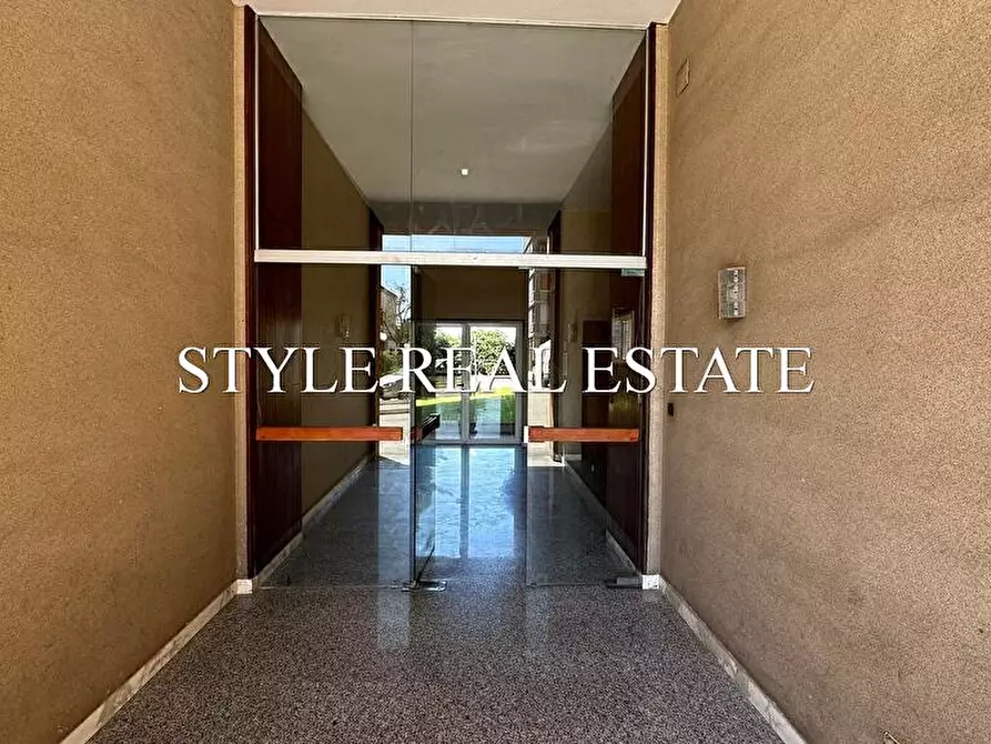 Immagine 16 di Appartamento in vendita  in Viale Teracati a Siracusa