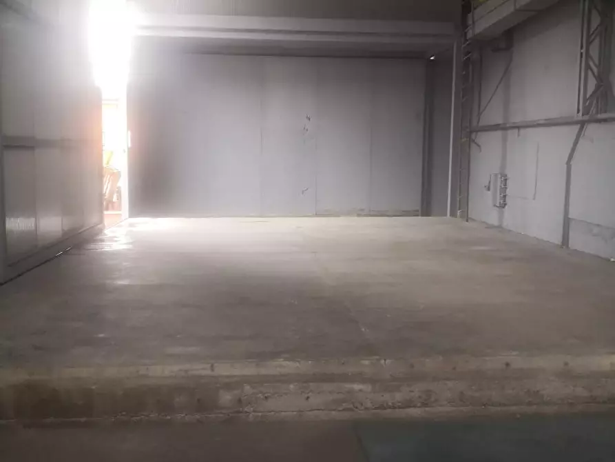 Immagine 5 di Magazzino in affitto  in Via buonarroti 4 a Pero
