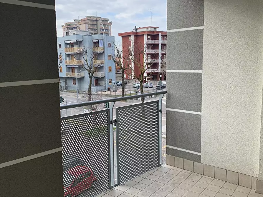 Immagine 15 di Appartamento in vendita  in VIA GAETANO LOVATI  11 a Sesto San Giovanni