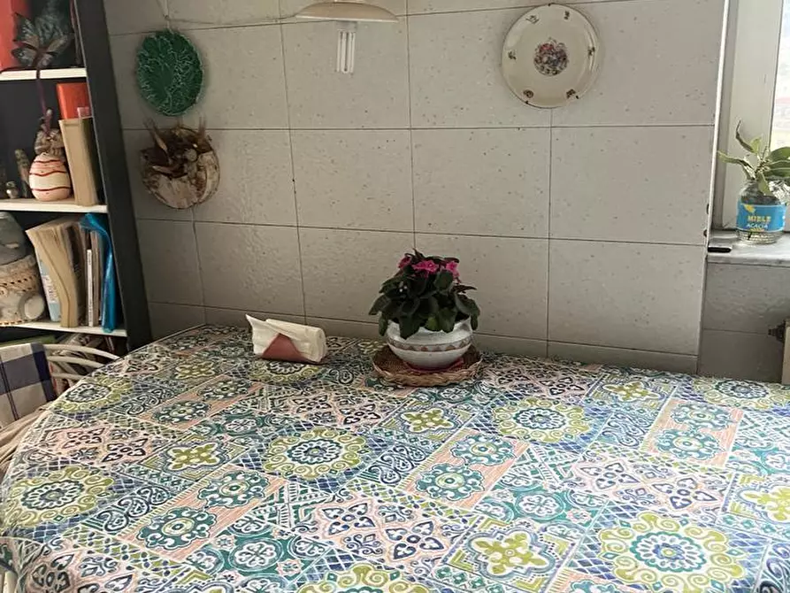 Immagine 6 di Stanza singola in affitto  in via scarlatti  a Napoli