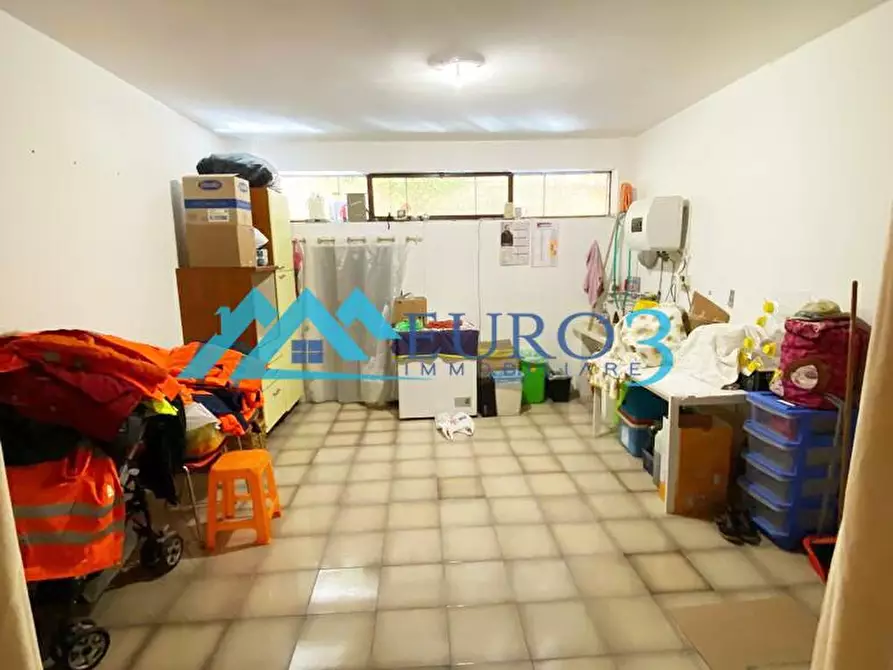 Immagine 13 di Abitazione tipica in vendita  in via carducci 1 a Force