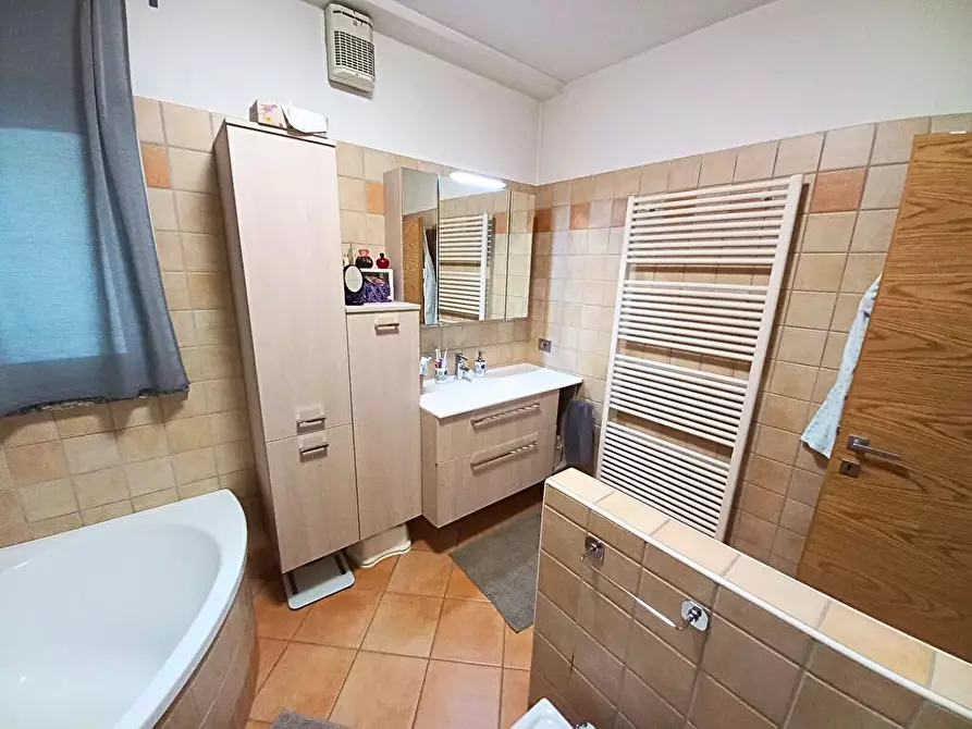 Immagine 15 di Appartamento in vendita  in VIA GUIDO POLO 13 a Borgo Valsugana