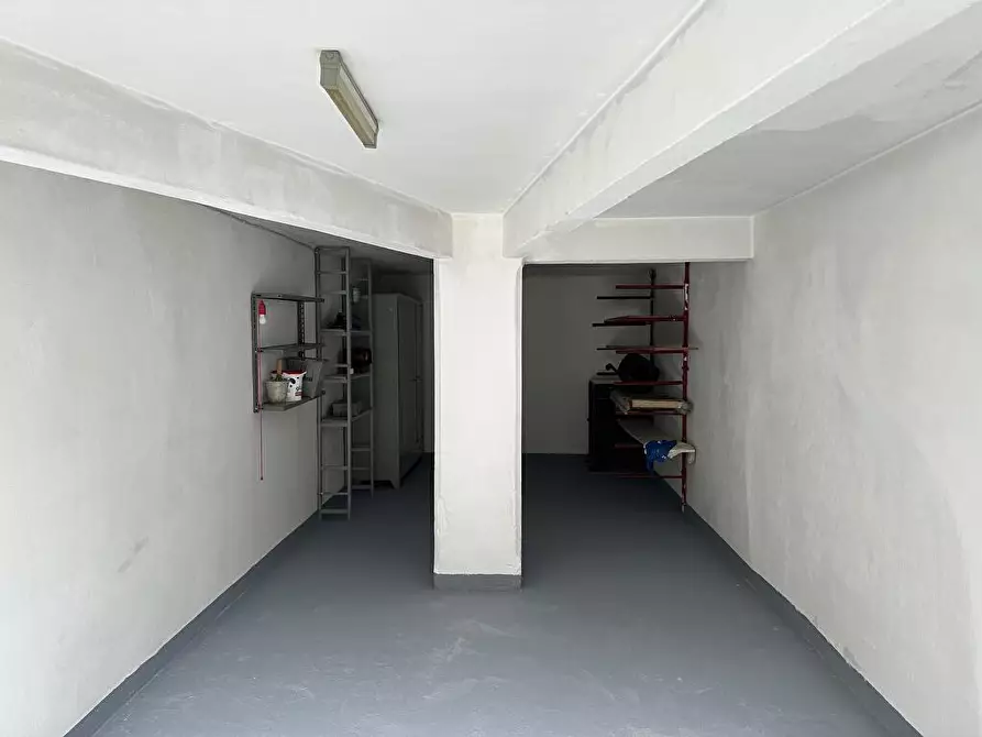 Immagine 1 di Box auto in affitto  in Via liri  12 a Genova