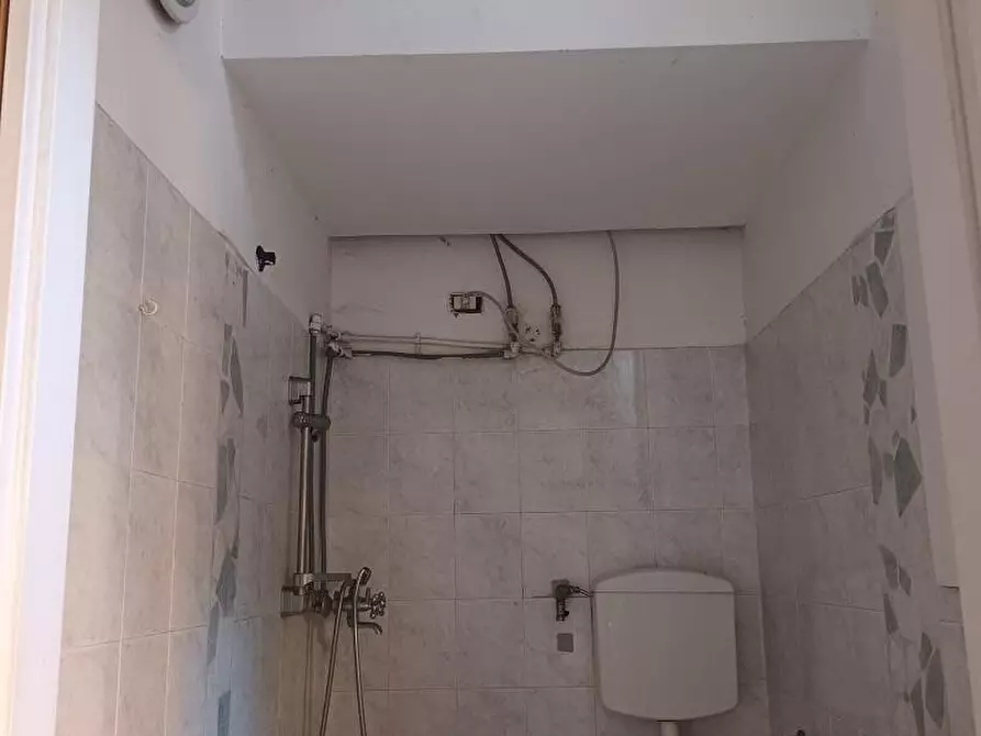 Immagine 8 di Negozio in vendita  in via Gian Rinaldo Carli 39 a Milano