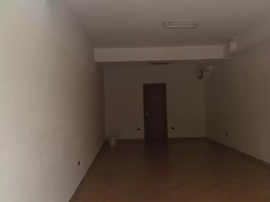 Immagine 4 di Attività artigianale in affitto  in Viale del Basento 118 a Potenza