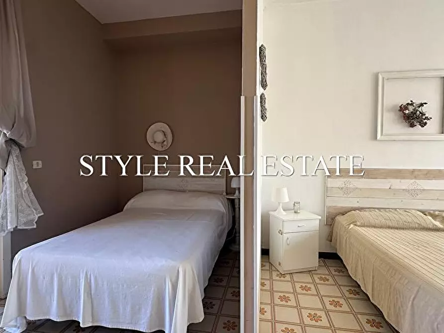 Immagine 12 di Villa in vendita  in Via Mar Tirreno 2 a Siracusa