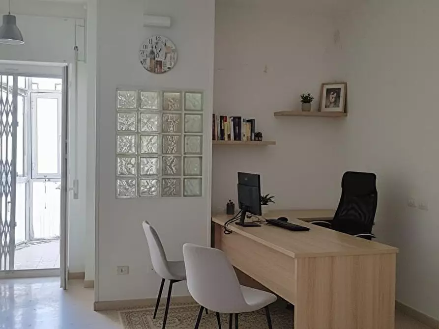 Immagine 3 di Appartamento in affitto  in via cesare Battisti  174 a Taranto